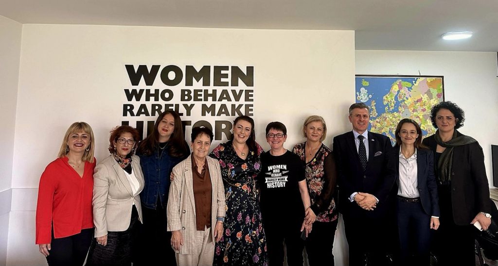 British Mp Alicia Kearns Visits Kwn Kosovo Women S Network